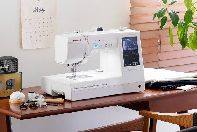 JANOME MEMORY CRAFT 1000 – ŠIVAĆA I VEZ - Slika 3